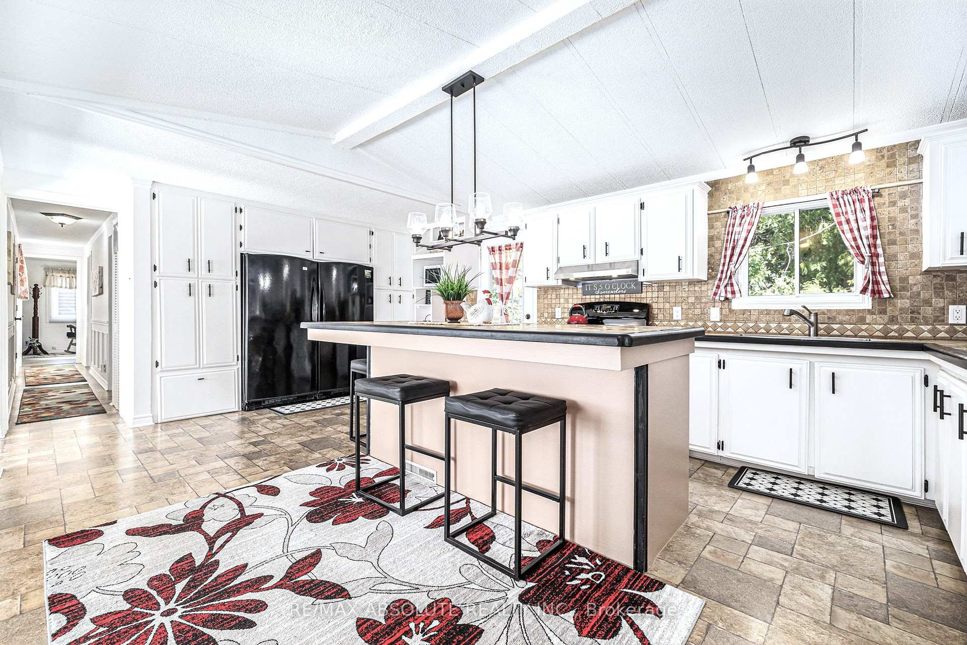 Photo 15 of 110 Sunset Drive, Carleton Place — HOMEH