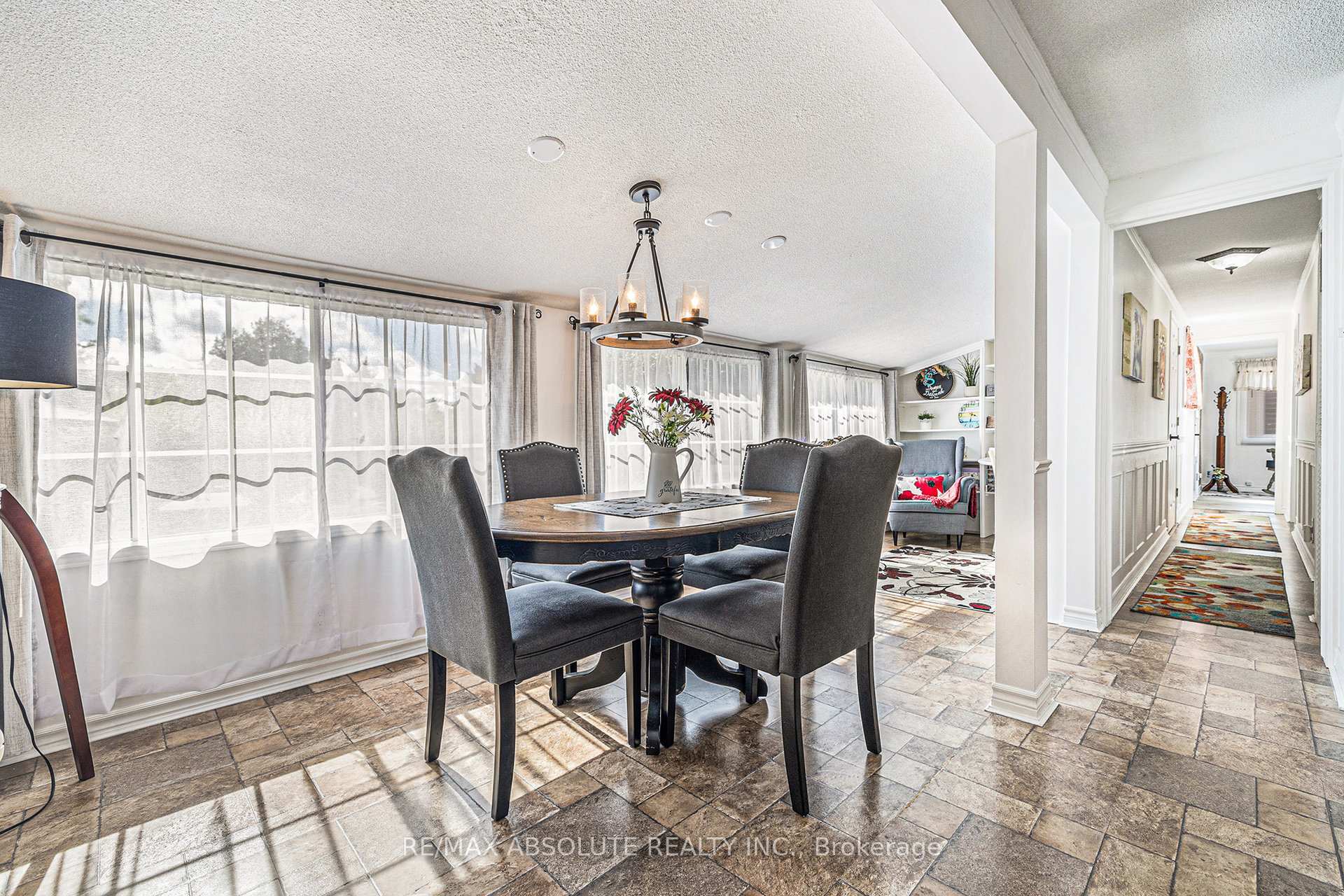 Photo 4 of 110 Sunset Drive, Carleton Place — HOMEH