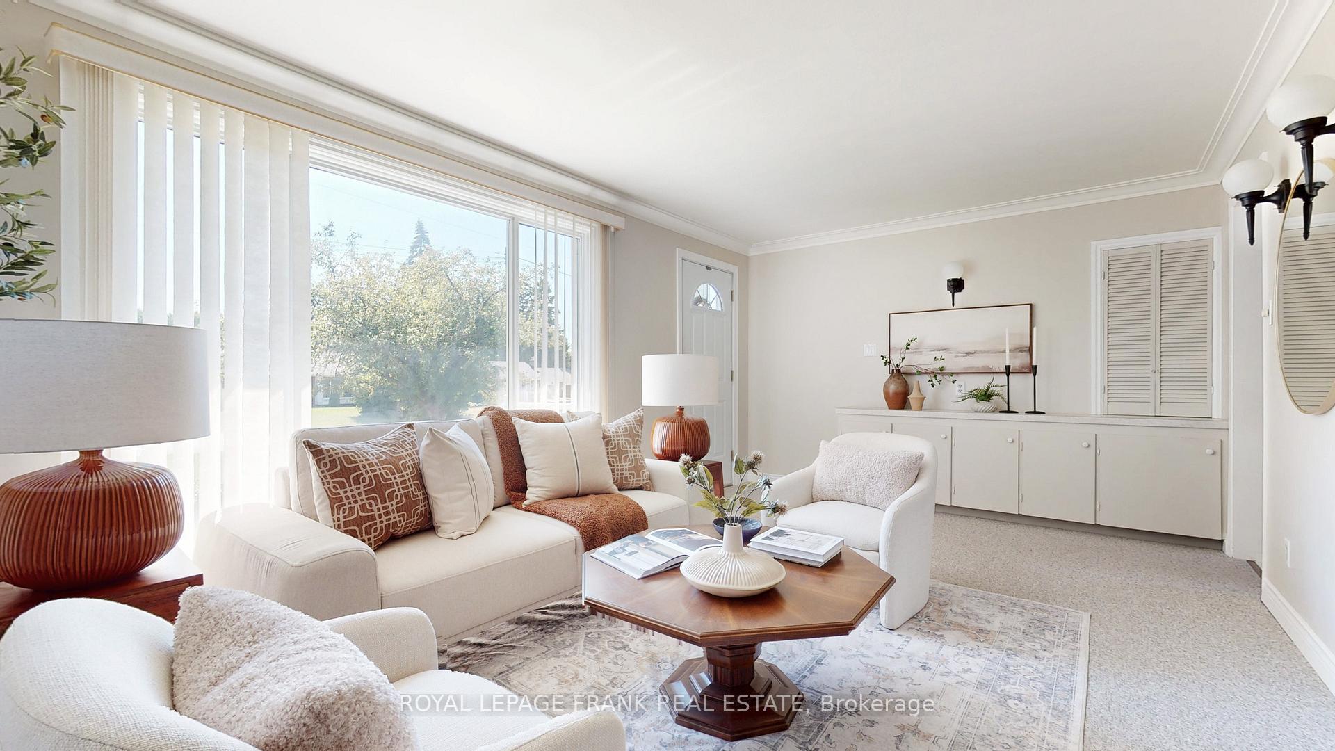 Photo 11 of 8 Edsall Avenue, Clarington, Bowmanville — HOMEH