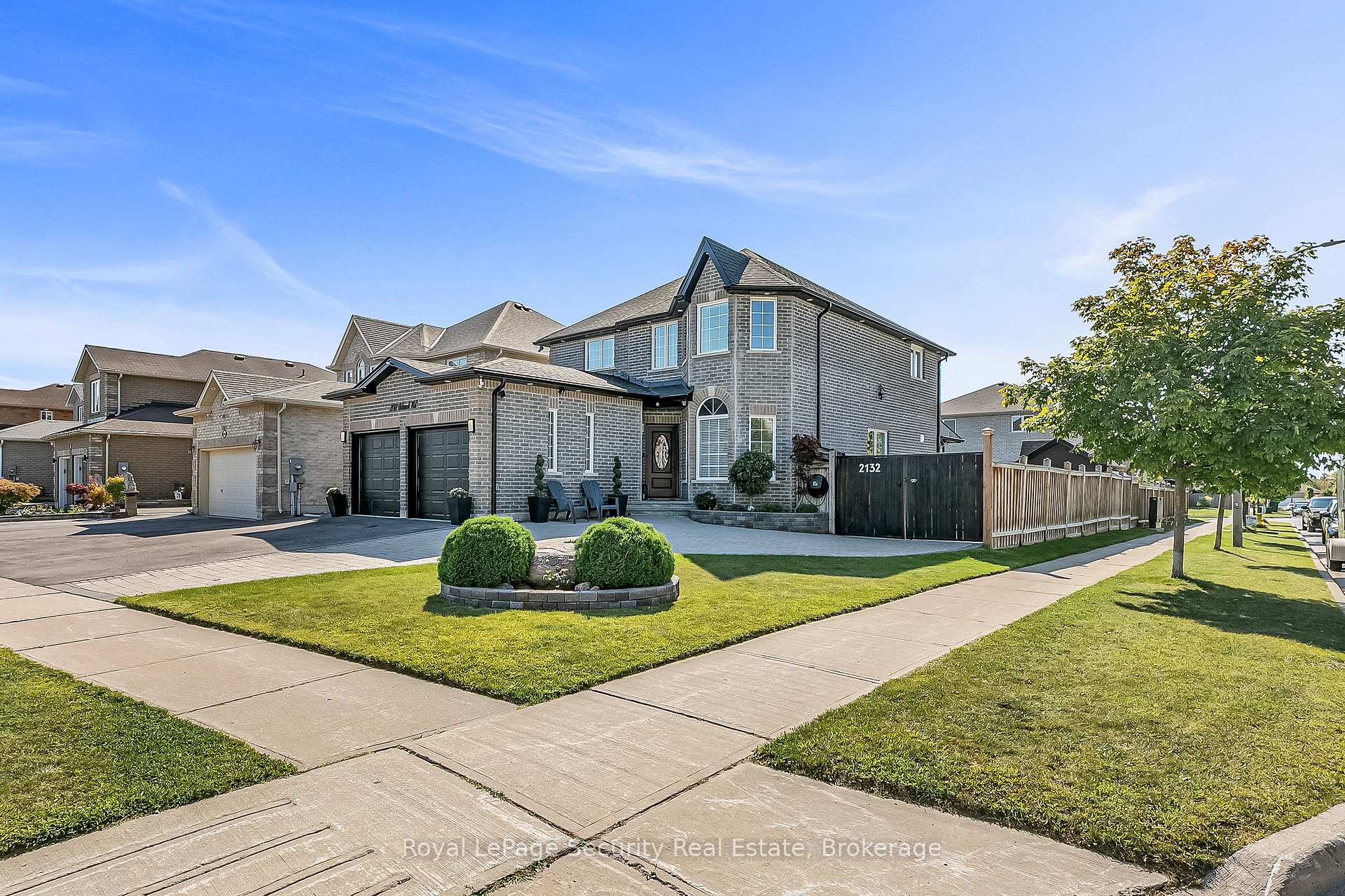 Photo 4 of 2132 Osbond Road, Innisfil, Alcona — HOMEH