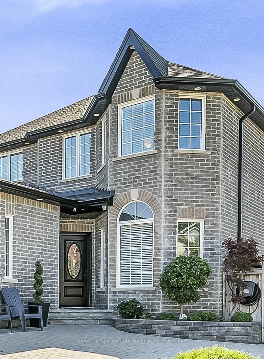 Photo 2 of 2132 Osbond Road, Innisfil, Alcona — HOMEH