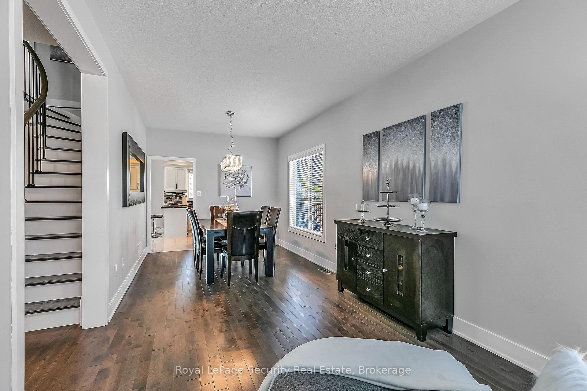 Photo 10 of 2132 Osbond Road, Innisfil, Alcona — HOMEH