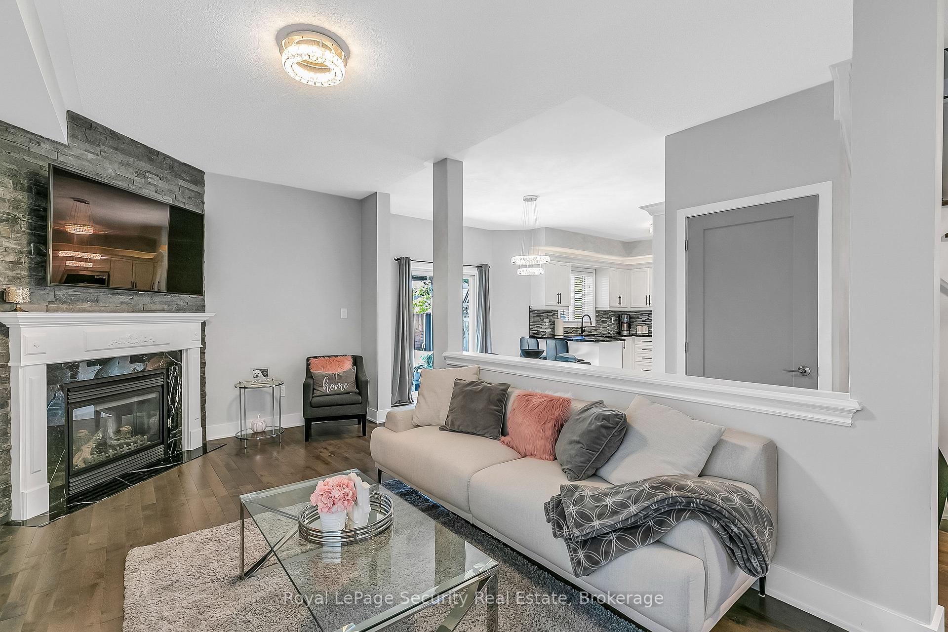 Photo 12 of 2132 Osbond Road, Innisfil, Alcona — HOMEH