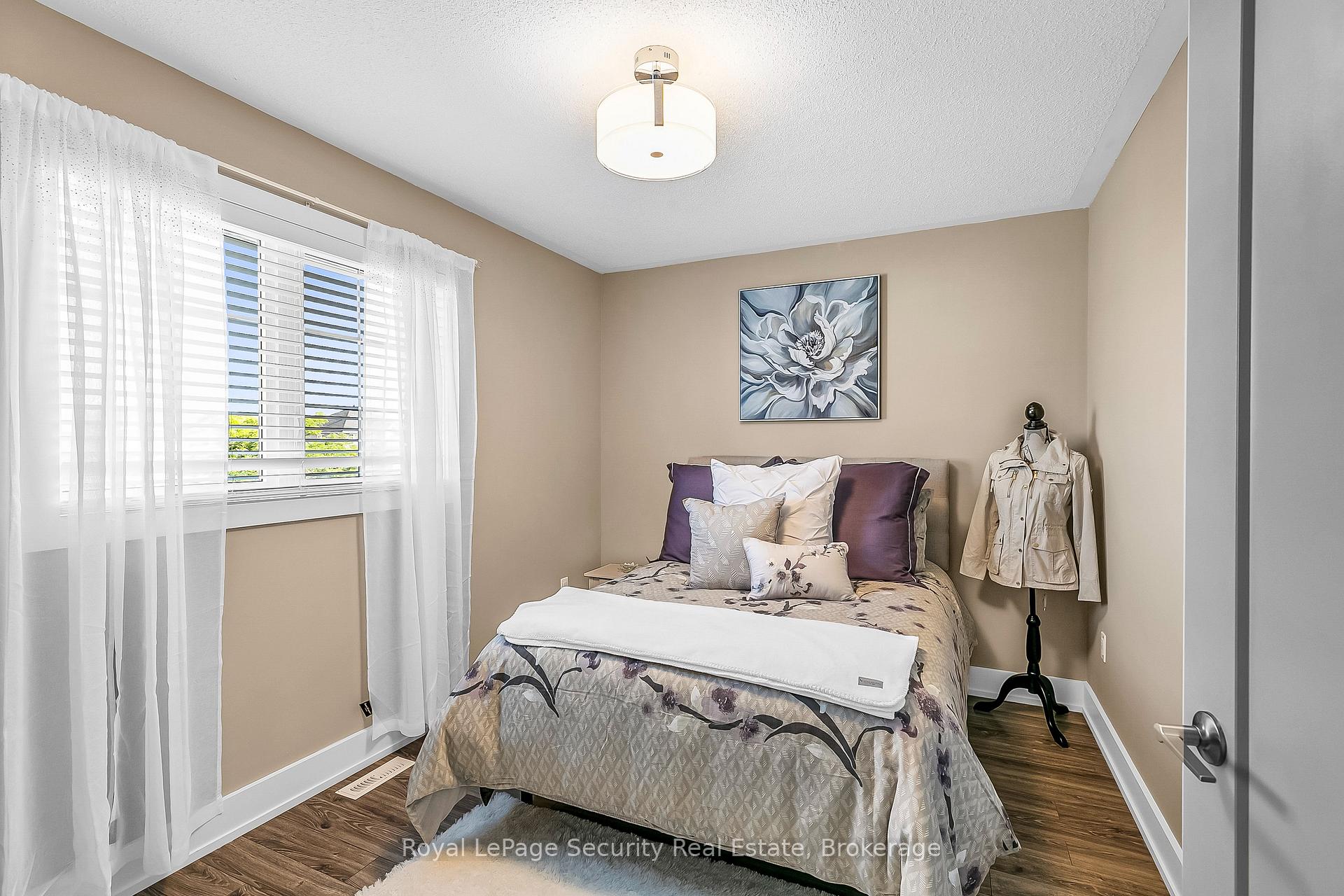 Photo 20 of 2132 Osbond Road, Innisfil, Alcona — HOMEH