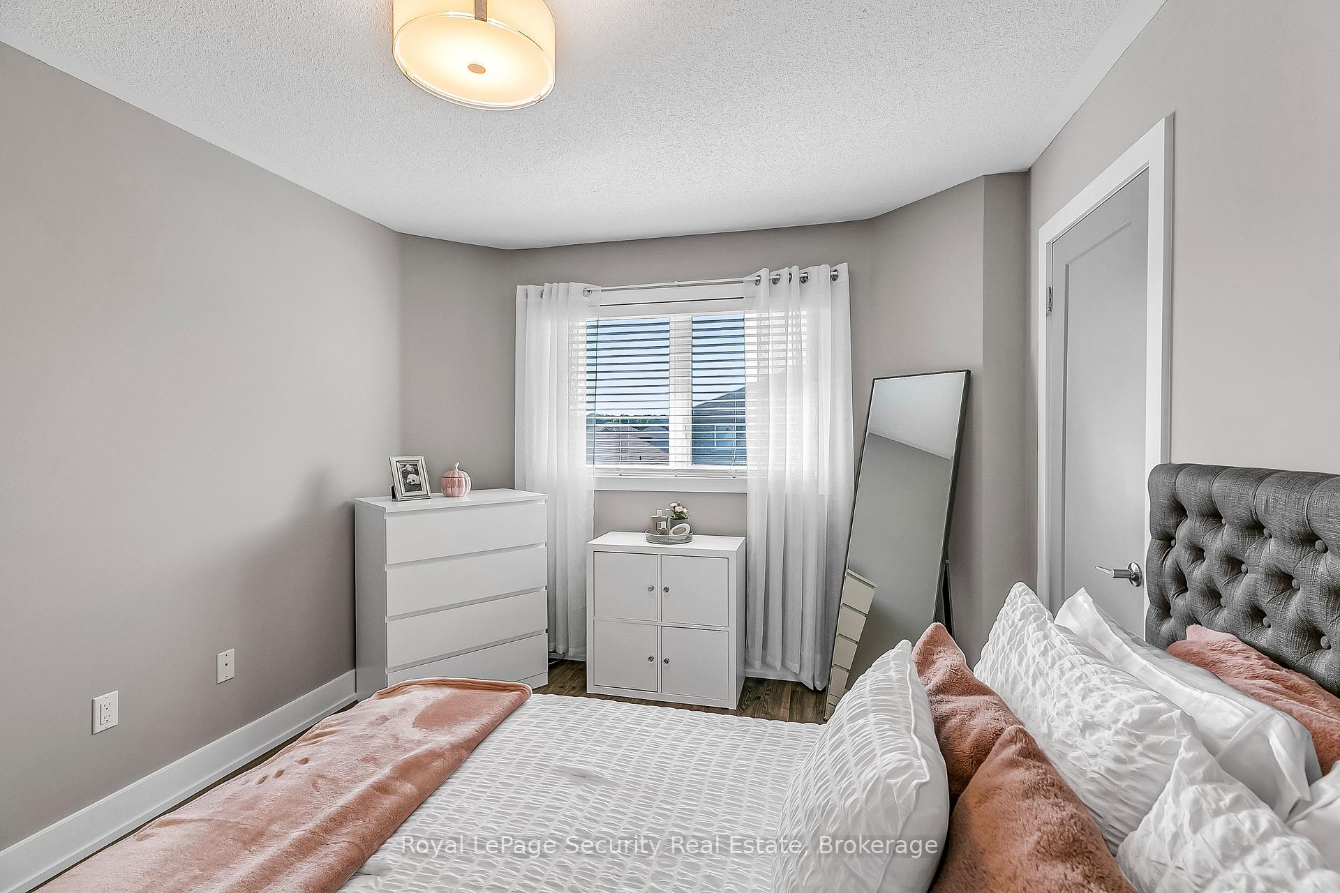 Photo 33 of 2132 Osbond Road, Innisfil, Alcona — HOMEH
