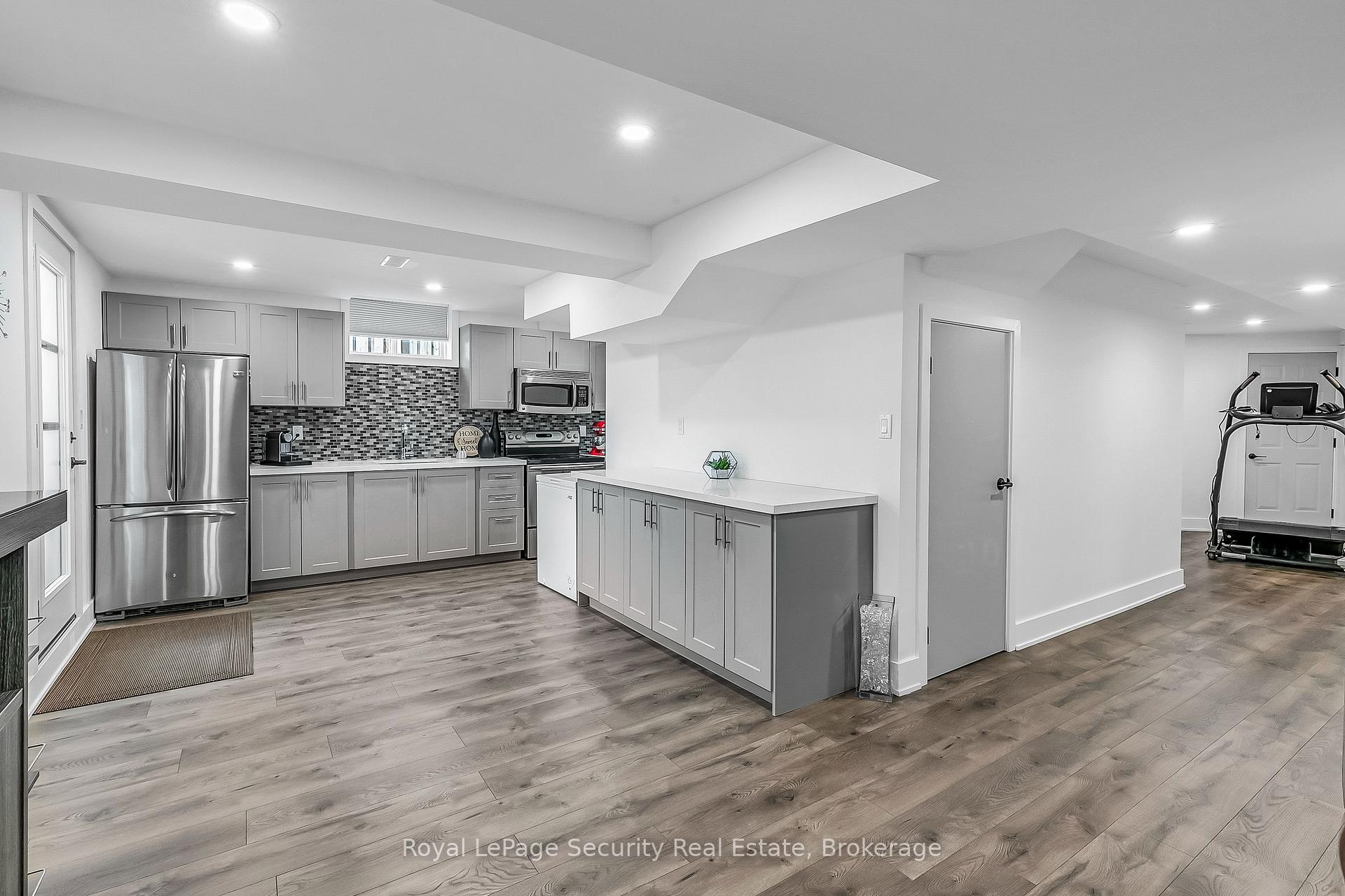 Photo 34 of 2132 Osbond Road, Innisfil, Alcona — HOMEH