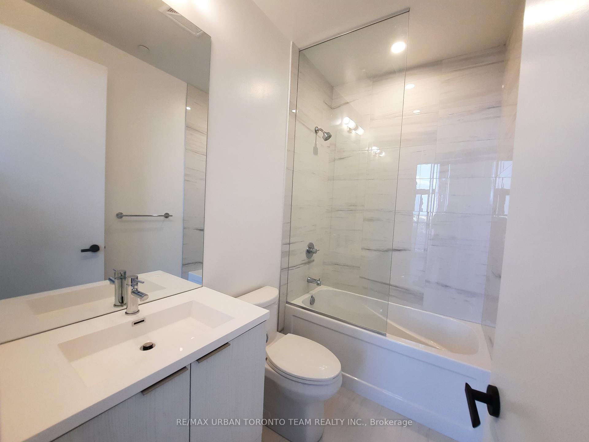 Photo 2 of Unit 610, 8 Interchange Way, Vaughan, Vaughan Corporate Centre — HOMEH
