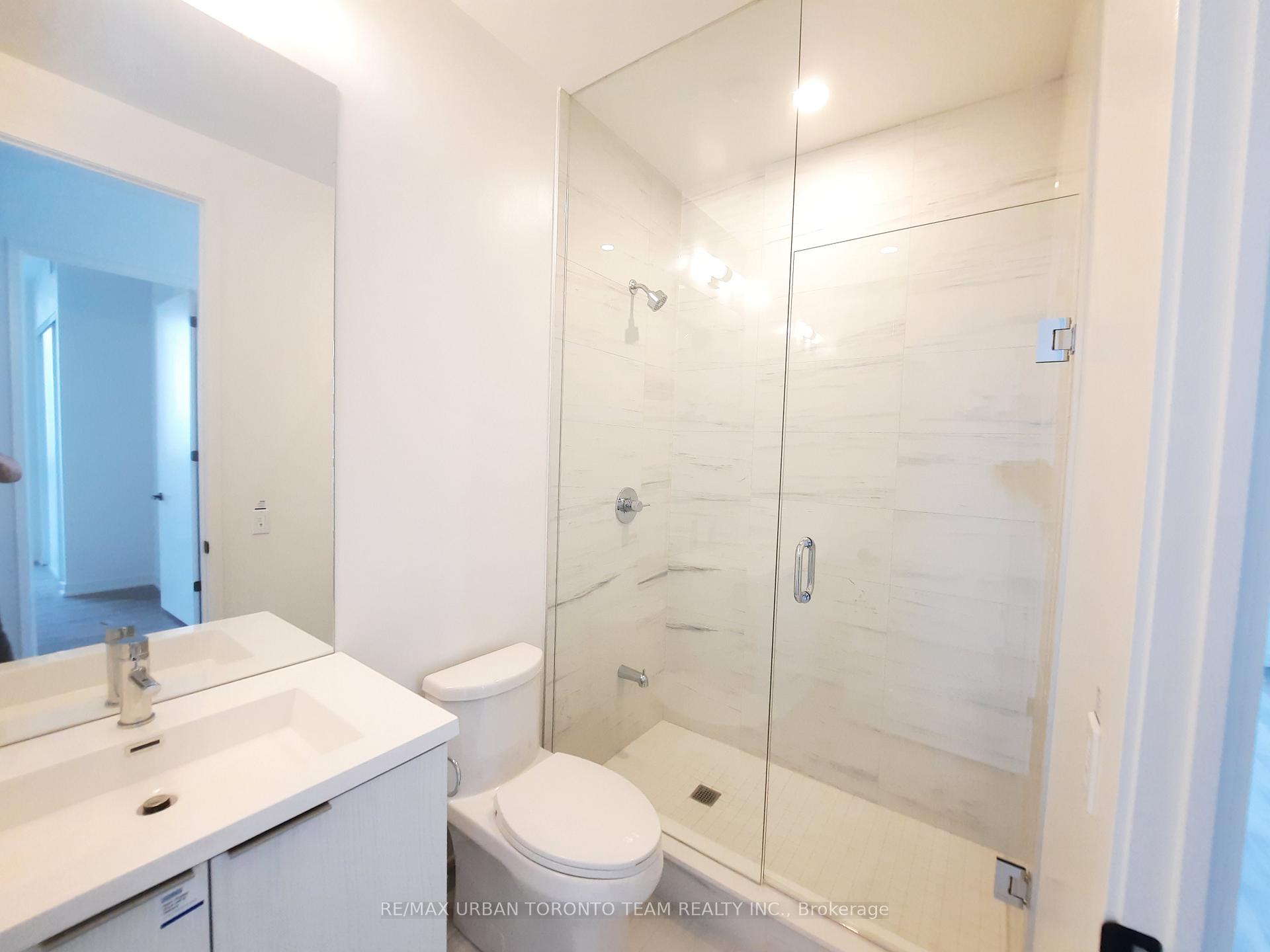 Photo 8 of Unit 610, 8 Interchange Way, Vaughan, Vaughan Corporate Centre — HOMEH