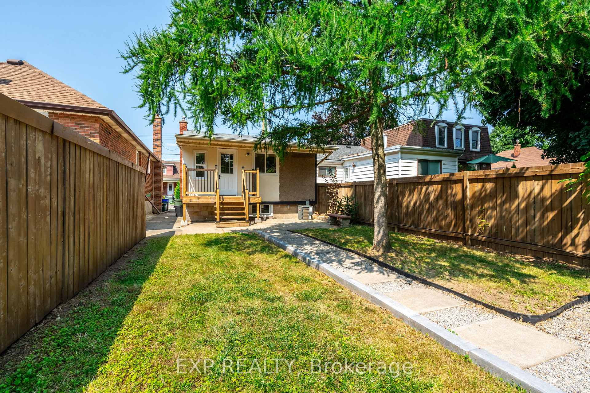 Photo 12 of 79 East 23rd Street, Hamilton, Eastmount — HOMEH