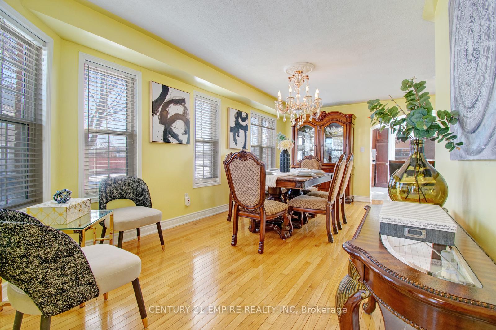 Photo 39 of 46 Brentcliff Drive, Brampton, Fletcher's Meadow — HOMEH