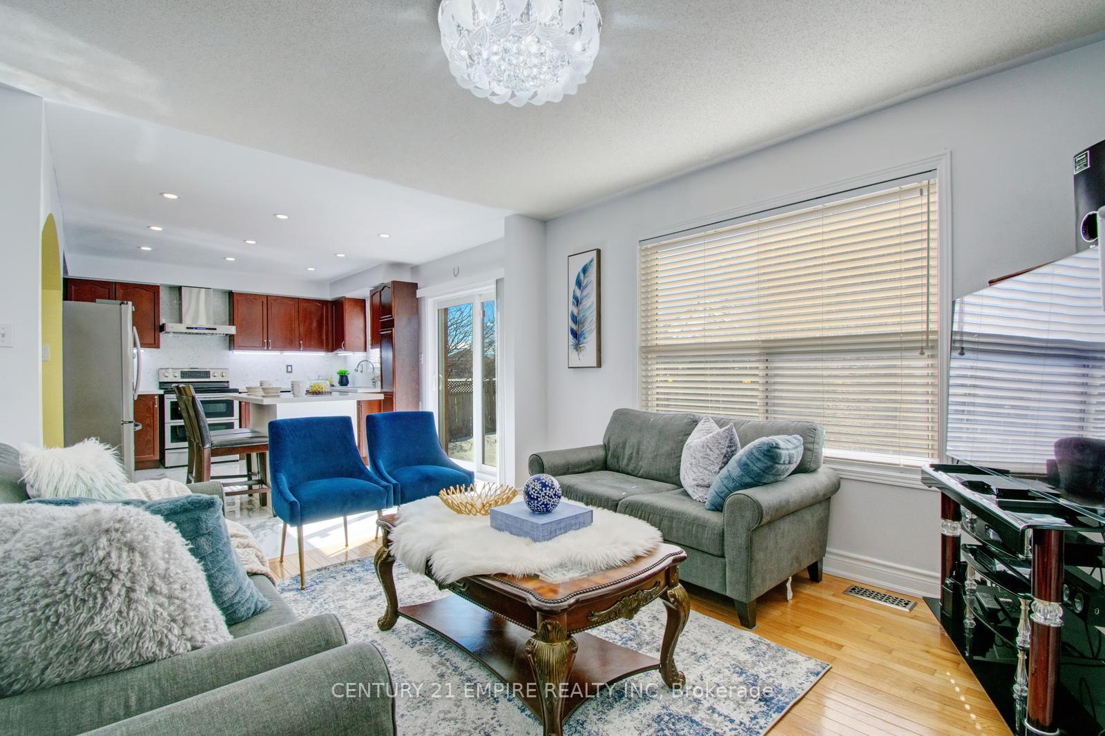 Photo 16 of 46 Brentcliff Drive, Brampton, Fletcher's Meadow — HOMEH