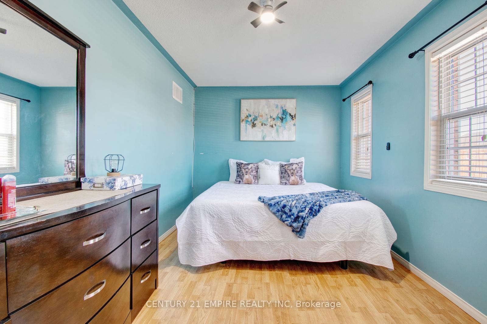Photo 40 of 46 Brentcliff Drive, Brampton, Fletcher's Meadow — HOMEH