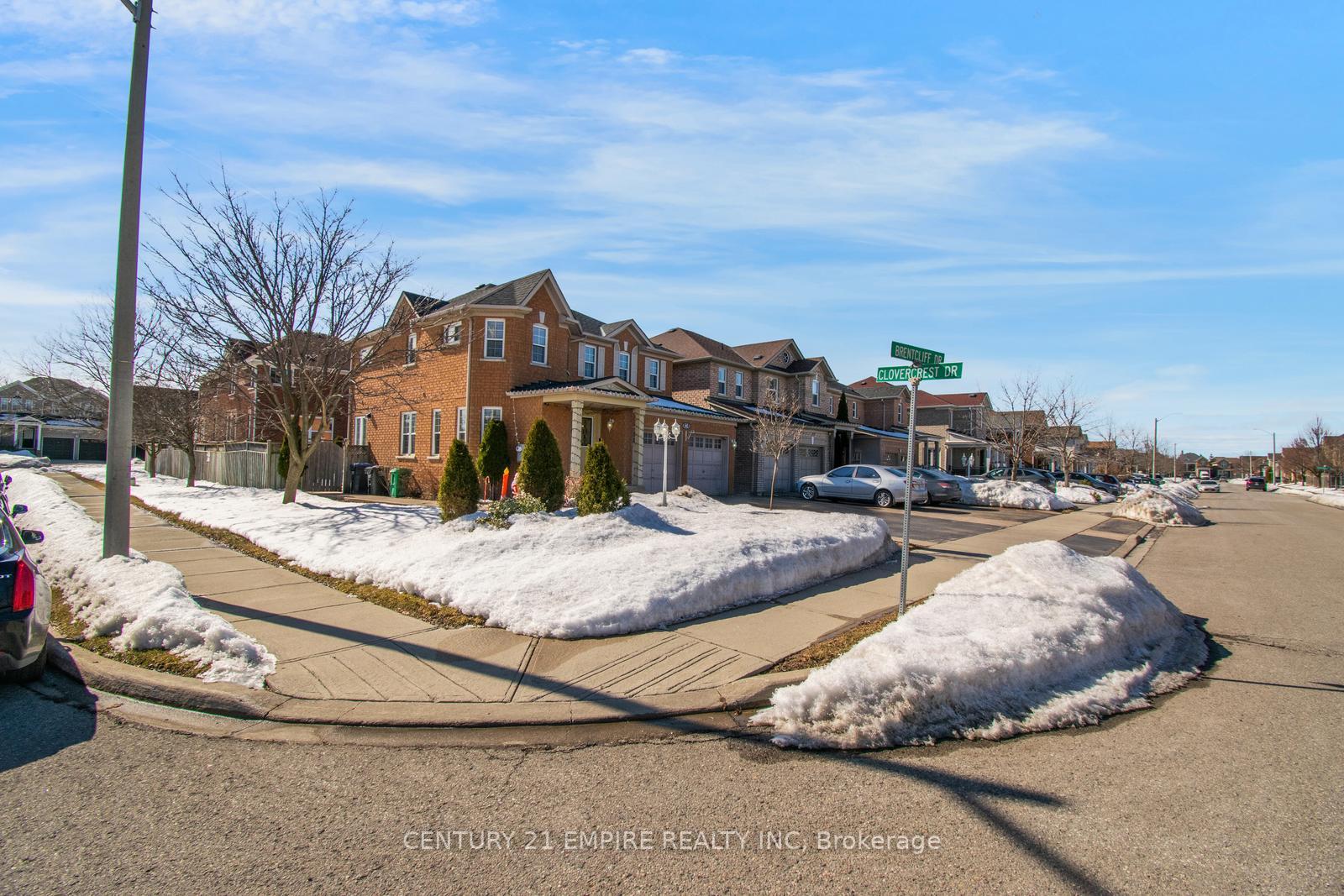 Photo 36 of 46 Brentcliff Drive, Brampton, Fletcher's Meadow — HOMEH