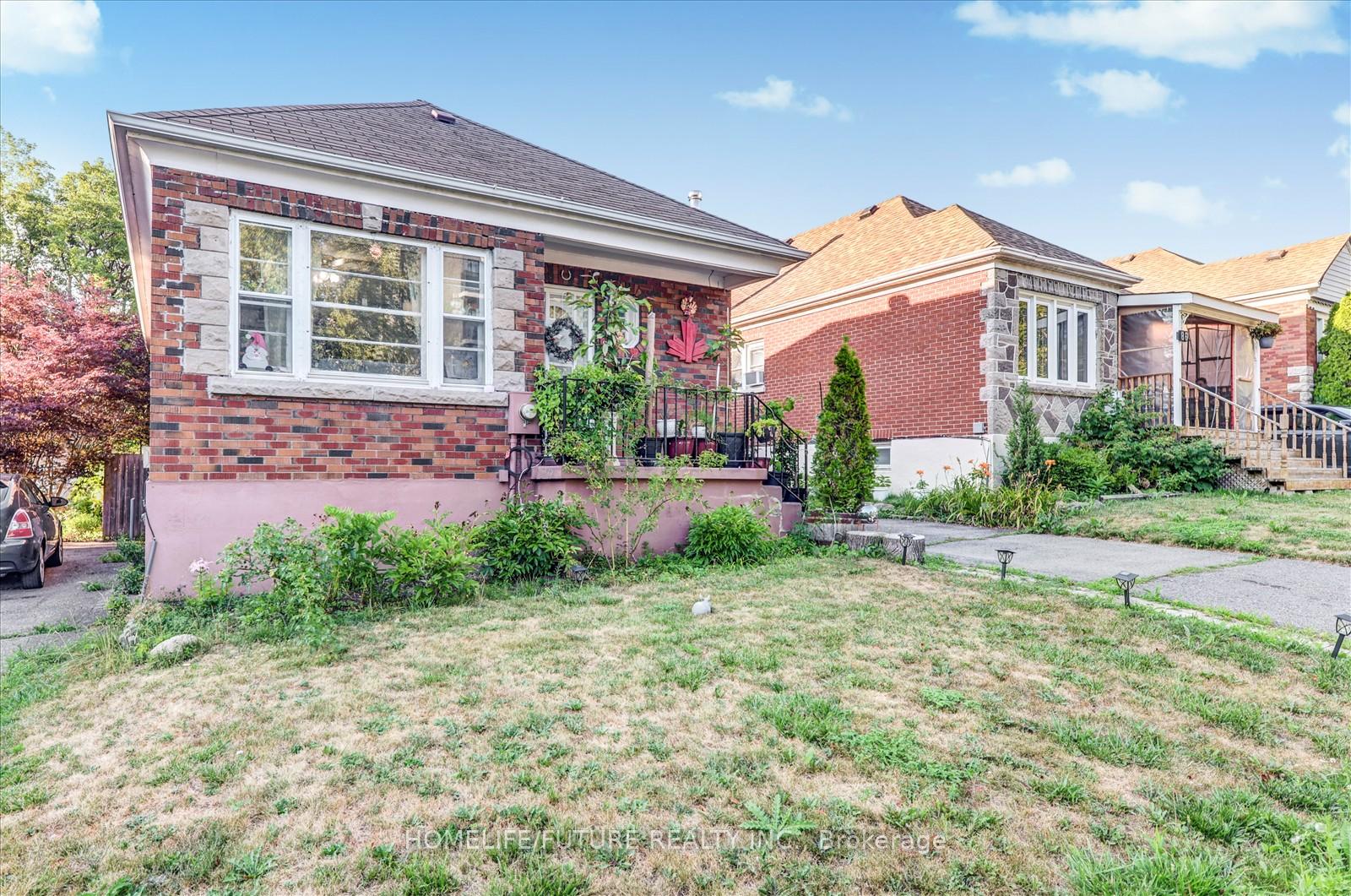 Photo 10 of 90 Quebec Street, Oshawa, Central — HOMEH