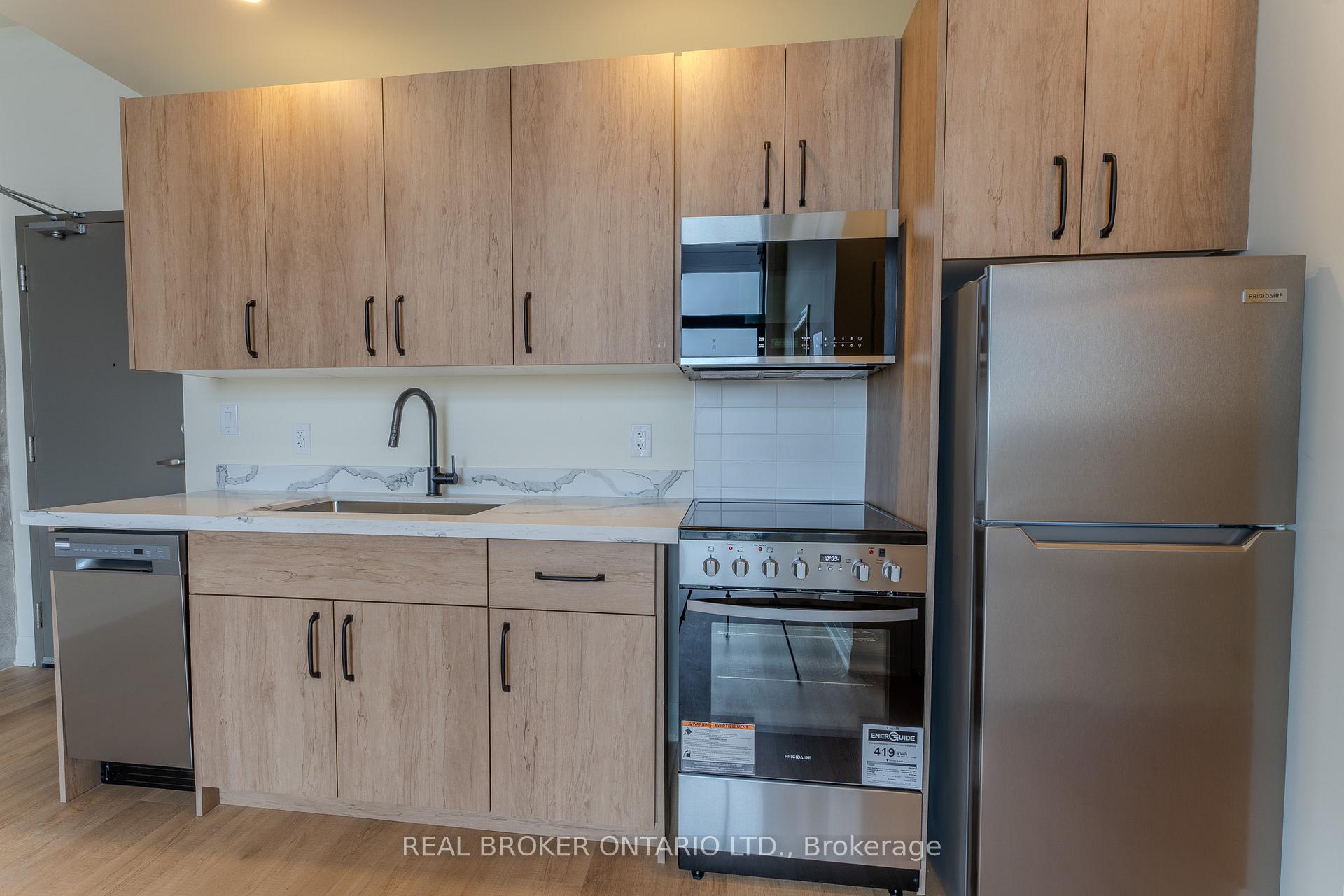 Photo 6 of Unit 504, 11 Robert Street, Hamilton, Beasley — HOMEH