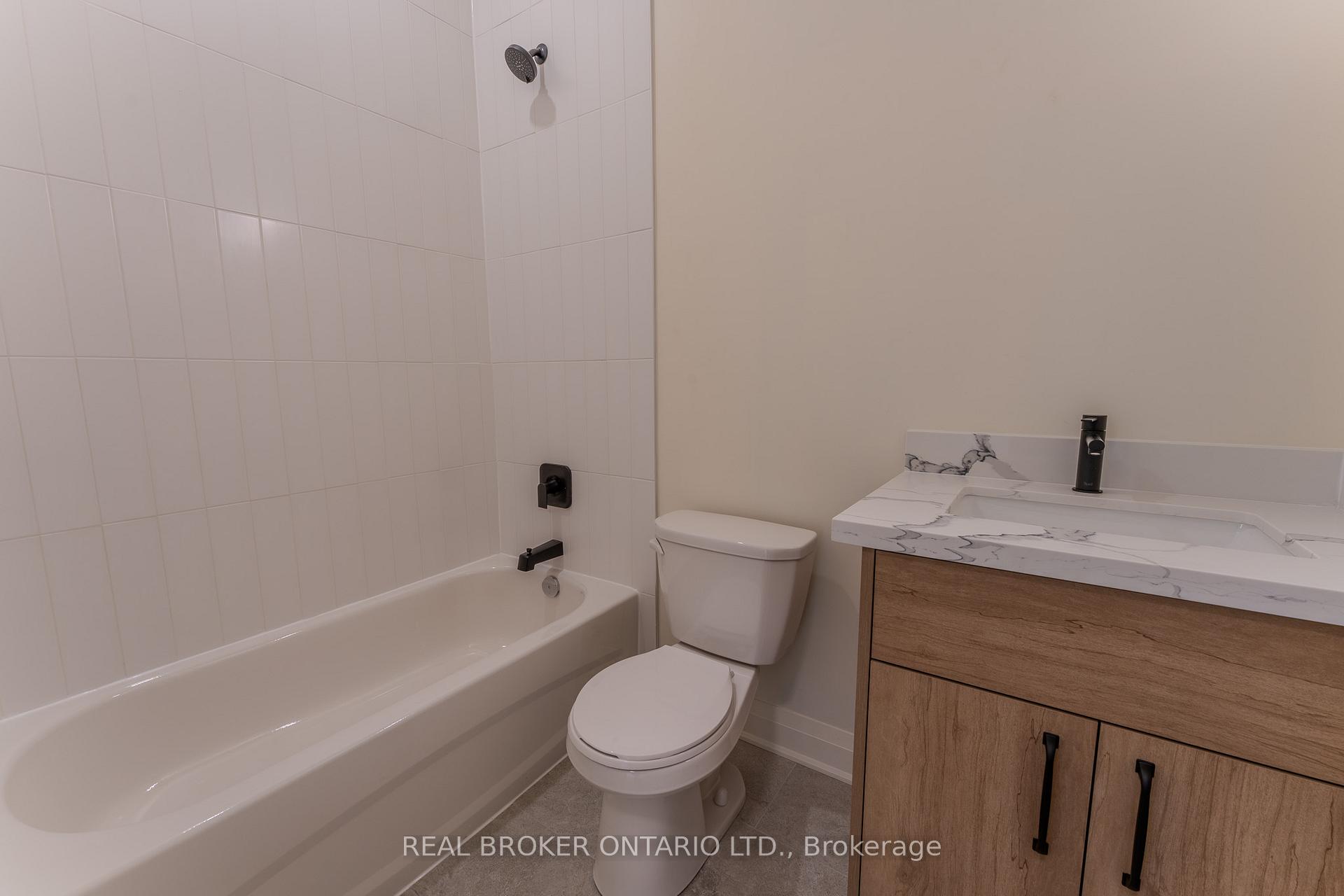 Photo 4 of Unit 504, 11 Robert Street, Hamilton, Beasley — HOMEH