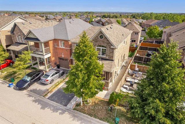 Photo 3 of 25 Luce Drive E, Ajax, Northwest Ajax — HOMEH