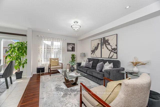 Photo 15 of 25 Luce Drive E, Ajax, Northwest Ajax — HOMEH