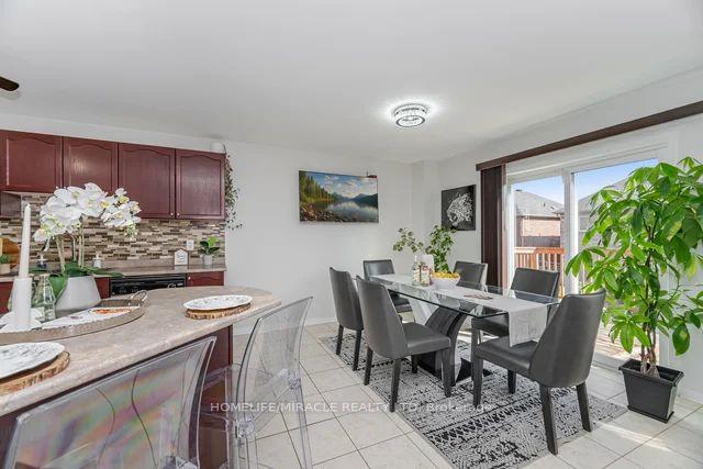 Photo 14 of 25 Luce Drive E, Ajax, Northwest Ajax — HOMEH