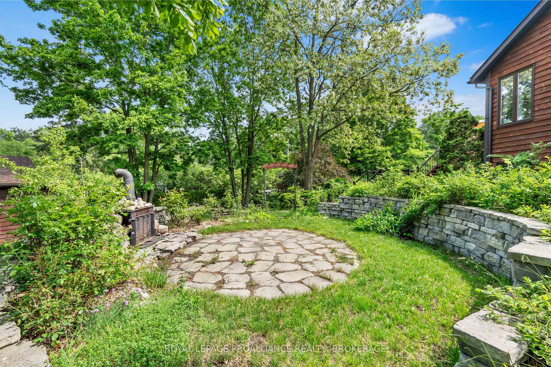 Photo 9 of 1827 Radage Road, Kingston, City Northwest — HOMEH