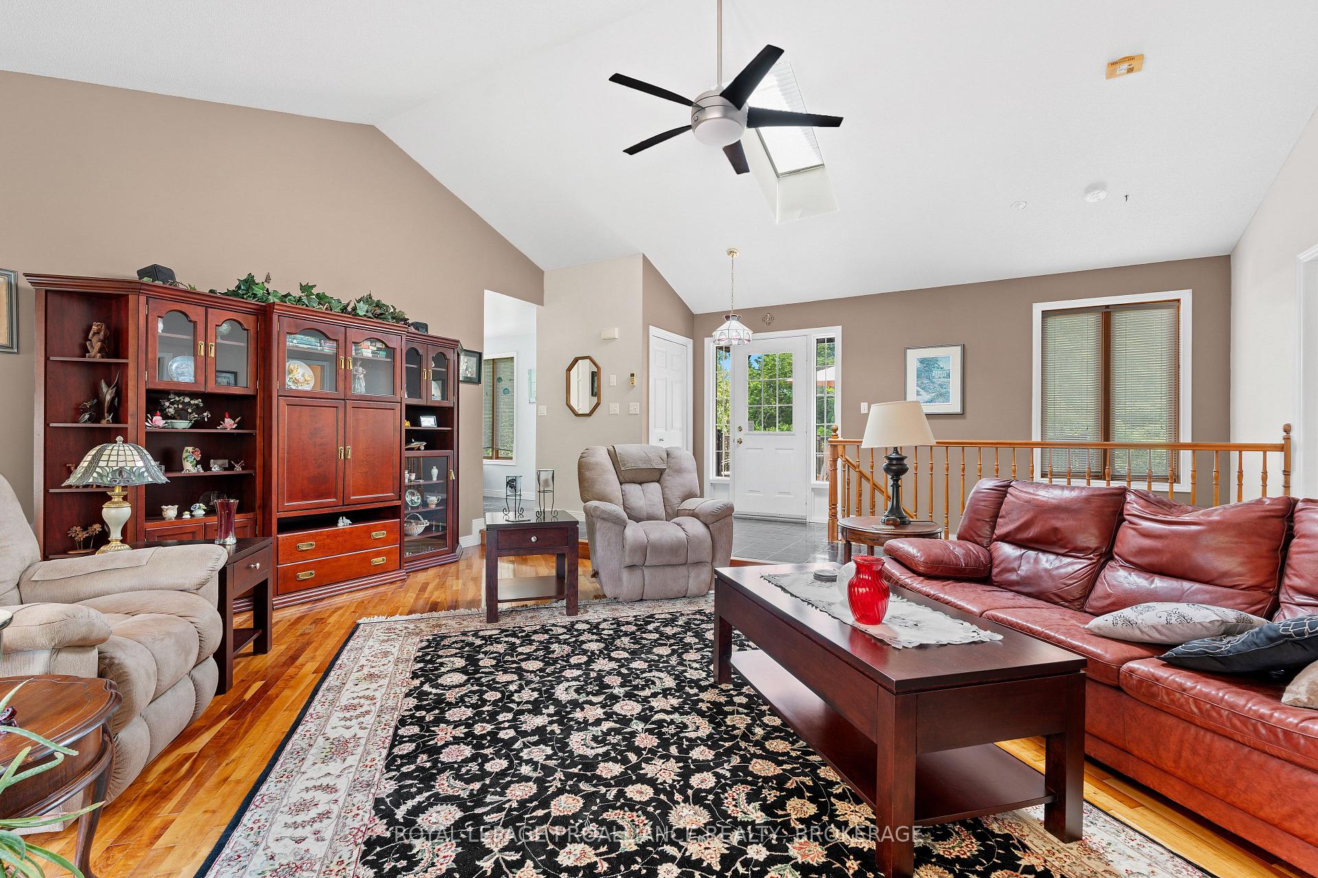 Photo 14 of 1827 Radage Road, Kingston, City Northwest — HOMEH