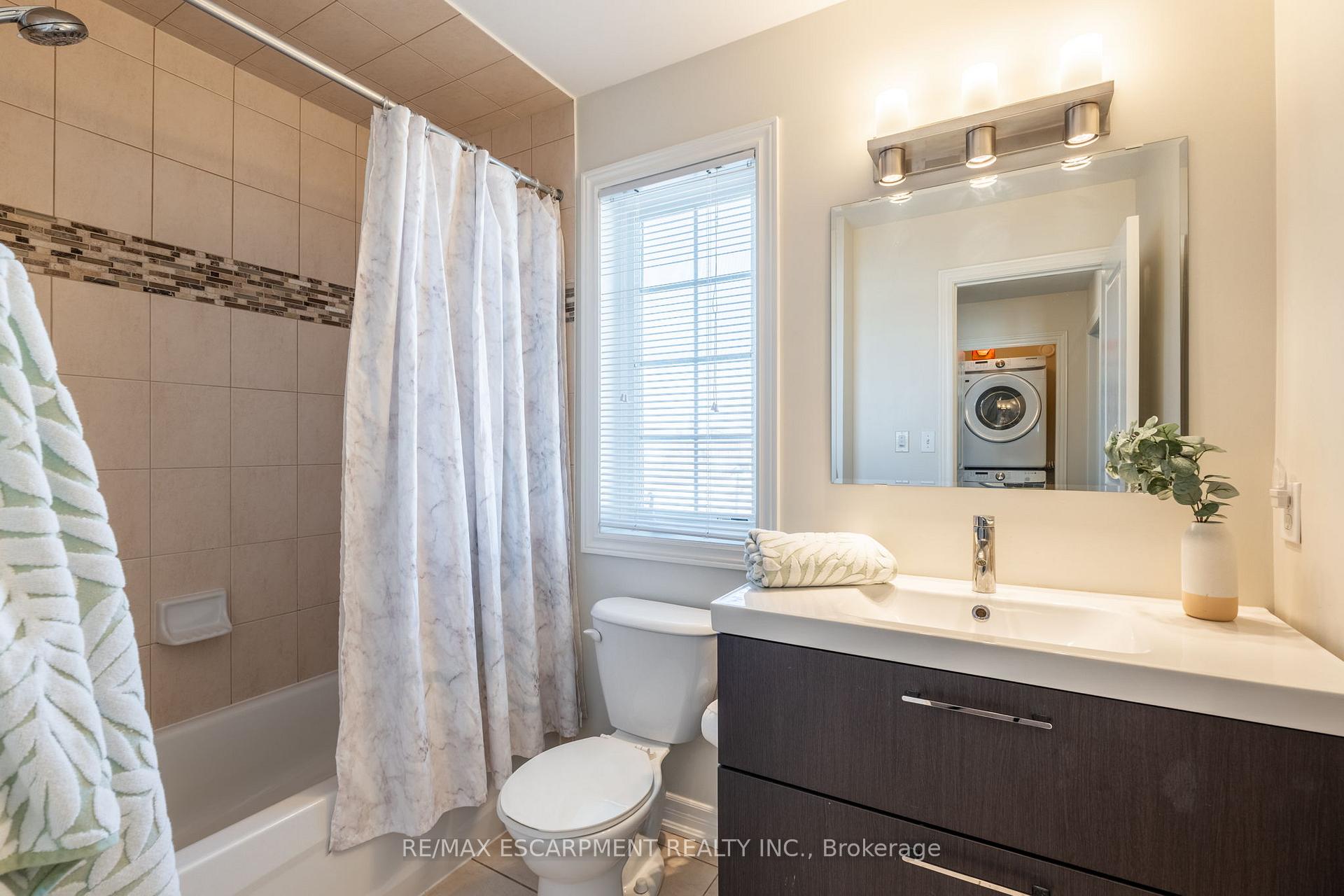 Photo 33 of 14 Mccurdy Avenue, Hamilton, Waterdown — HOMEH