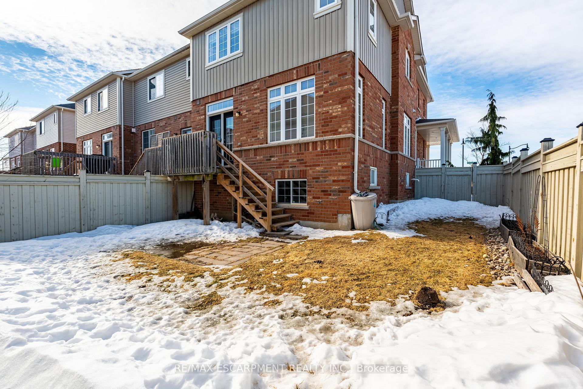 Photo 37 of 14 Mccurdy Avenue, Hamilton, Waterdown — HOMEH