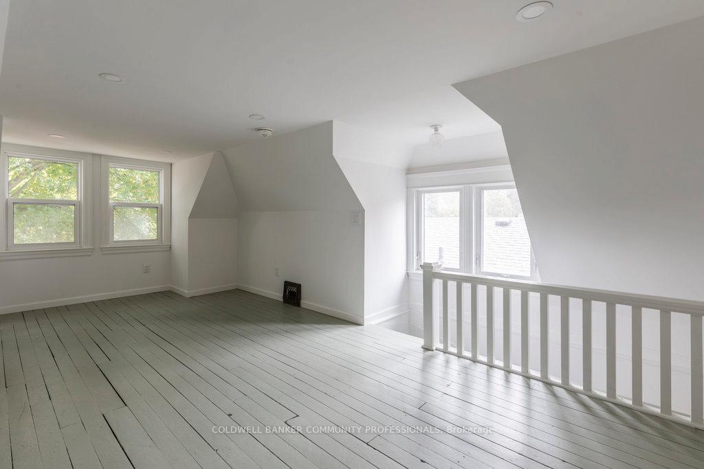 Photo 44 of 111 Gladstone Avenue, Hamilton, St. Clair — HOMEH