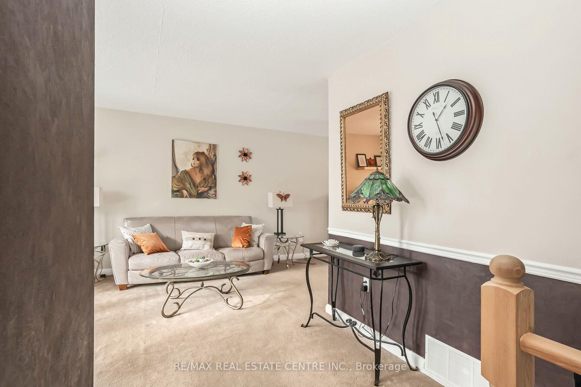 Photo 5 of 5 Marsden Crescent, Brampton, Brampton East — HOMEH