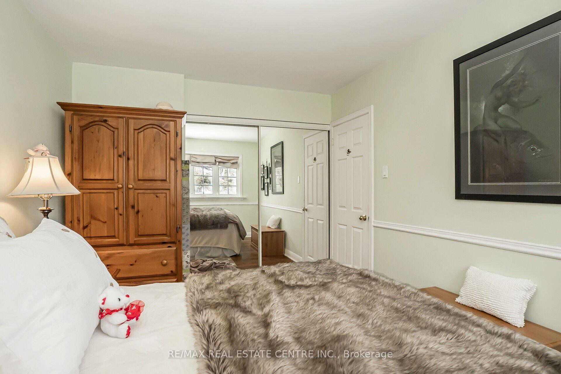 Photo 12 of 5 Marsden Crescent, Brampton, Brampton East — HOMEH