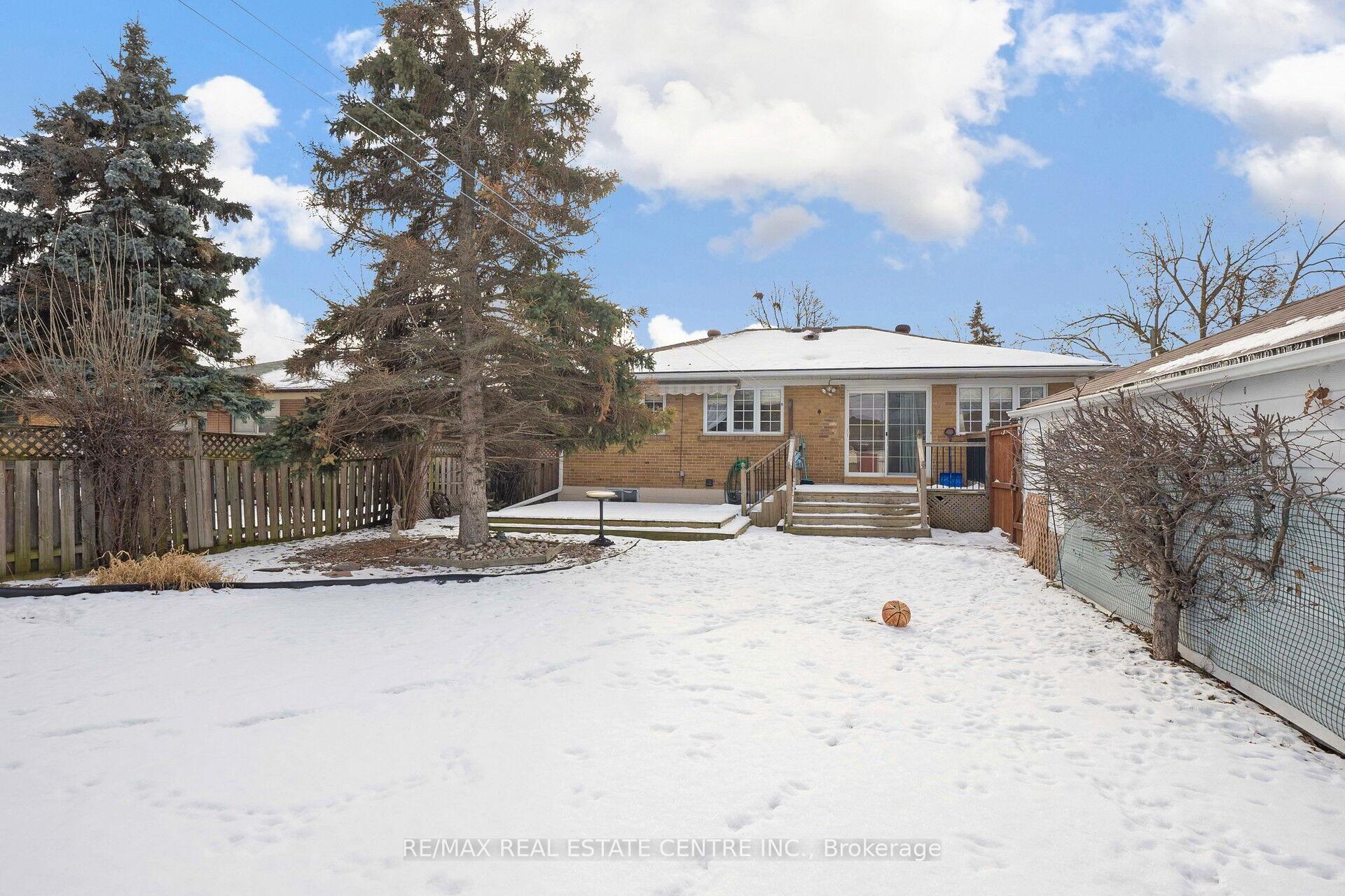 Photo 33 of 5 Marsden Crescent, Brampton, Brampton East — HOMEH