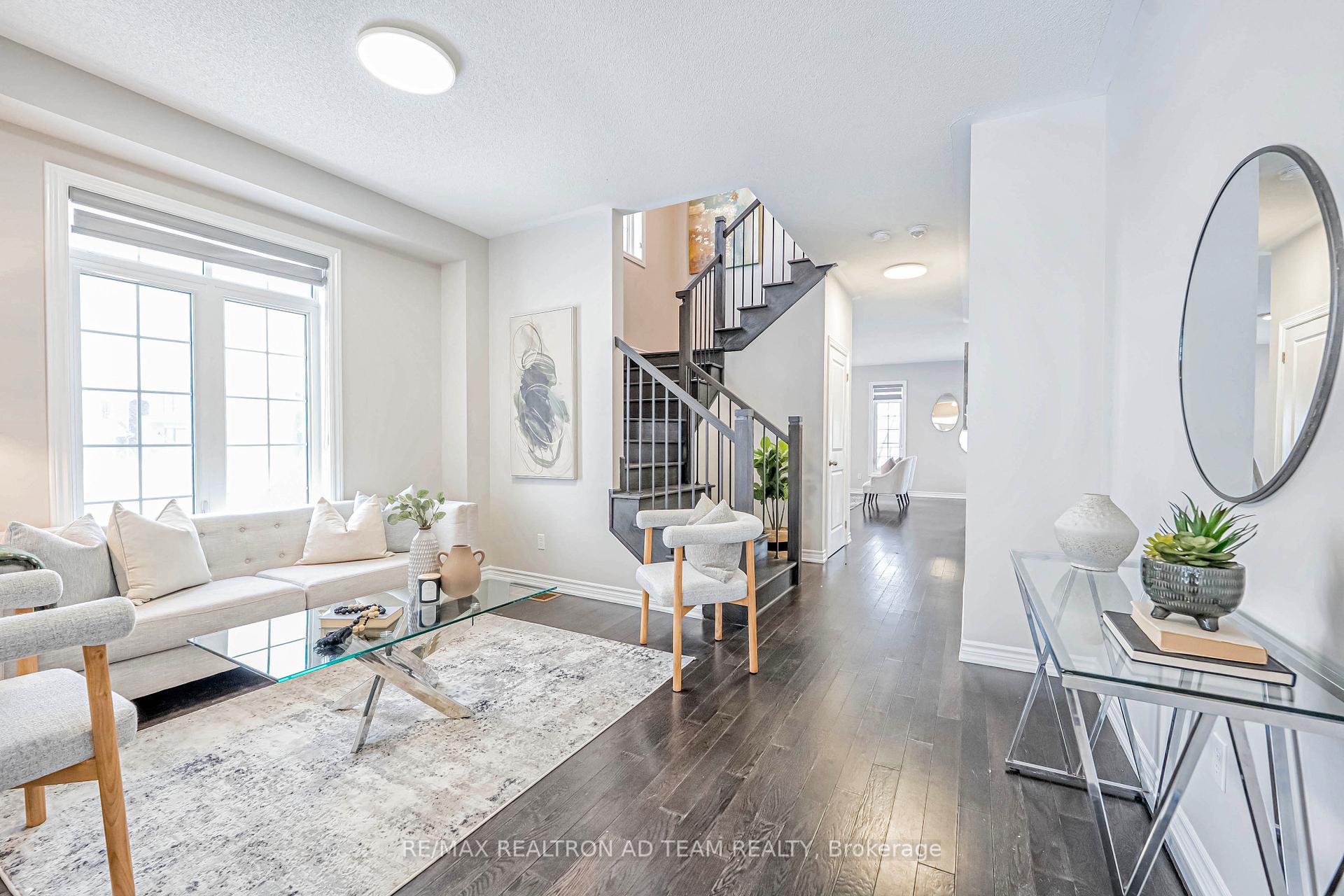 Photo 4 of 2402 Angora Street, Pickering, Rural Pickering — HOMEH