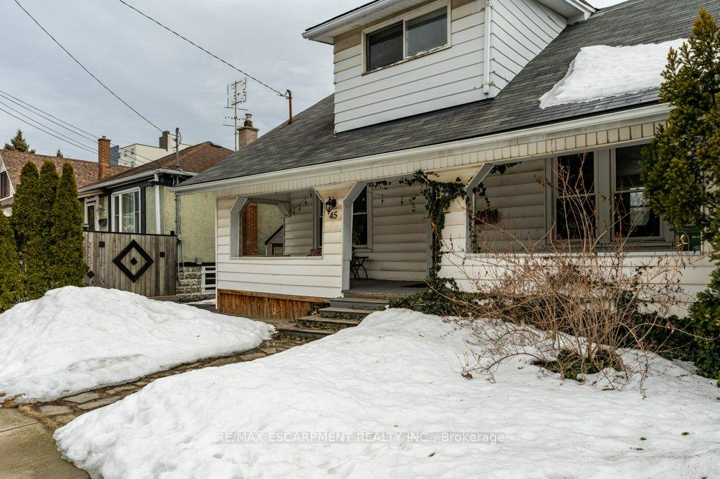 Photo 6 of 45 East 13TH Street, Hamilton, Inch Park — HOMEH
