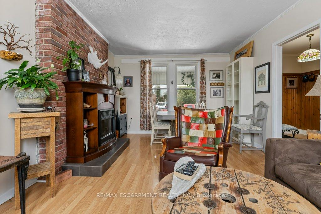 Photo 15 of 45 East 13TH Street, Hamilton, Inch Park — HOMEH