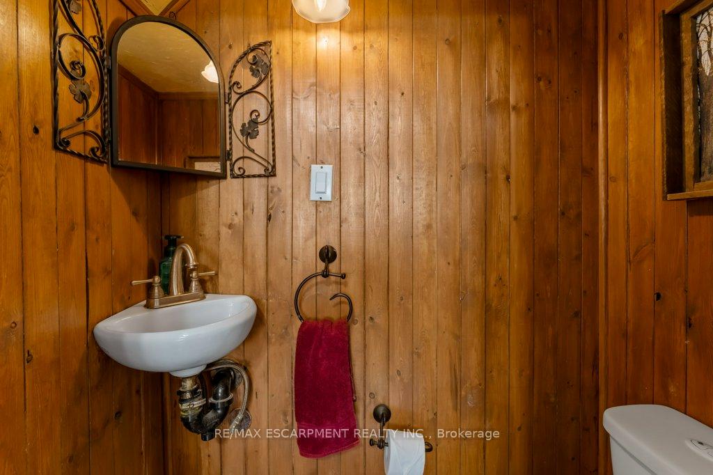 Photo 26 of 45 East 13TH Street, Hamilton, Inch Park — HOMEH