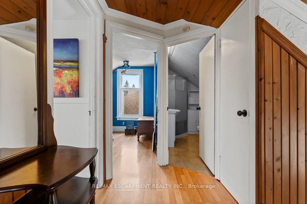 Photo 24 of 45 East 13TH Street, Hamilton, Inch Park — HOMEH