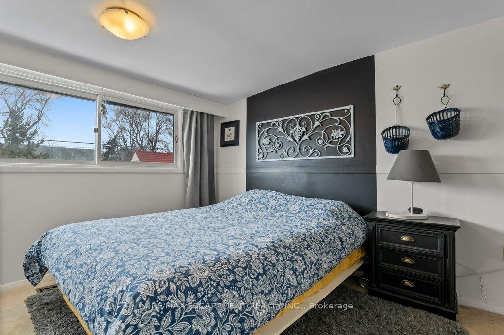 Photo 19 of 45 East 13TH Street, Hamilton, Inch Park — HOMEH