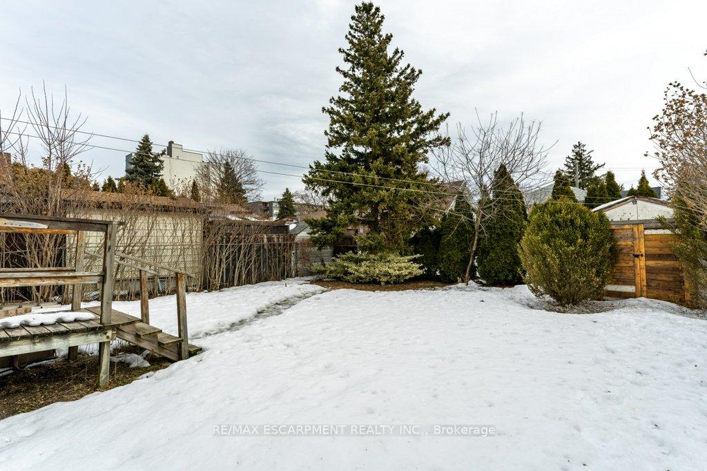 Photo 41 of 45 East 13TH Street, Hamilton, Inch Park — HOMEH