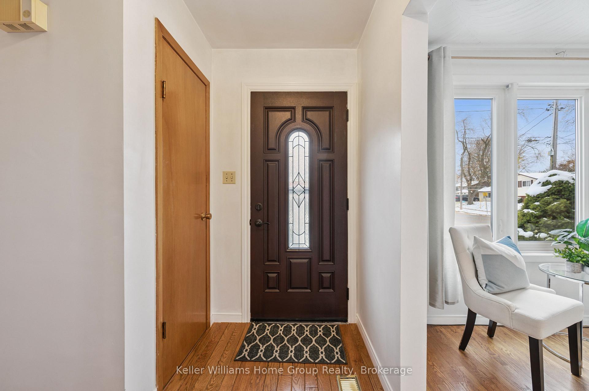 Photo 6 of 46 Montana Road, Guelph, Victoria North — HOMEH