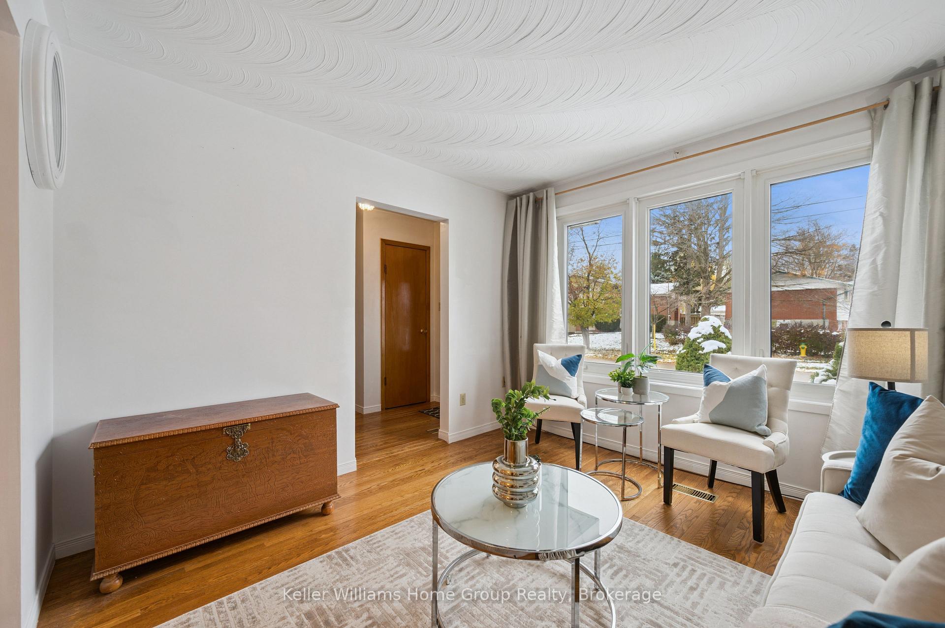 Photo 8 of 46 Montana Road, Guelph, Victoria North — HOMEH
