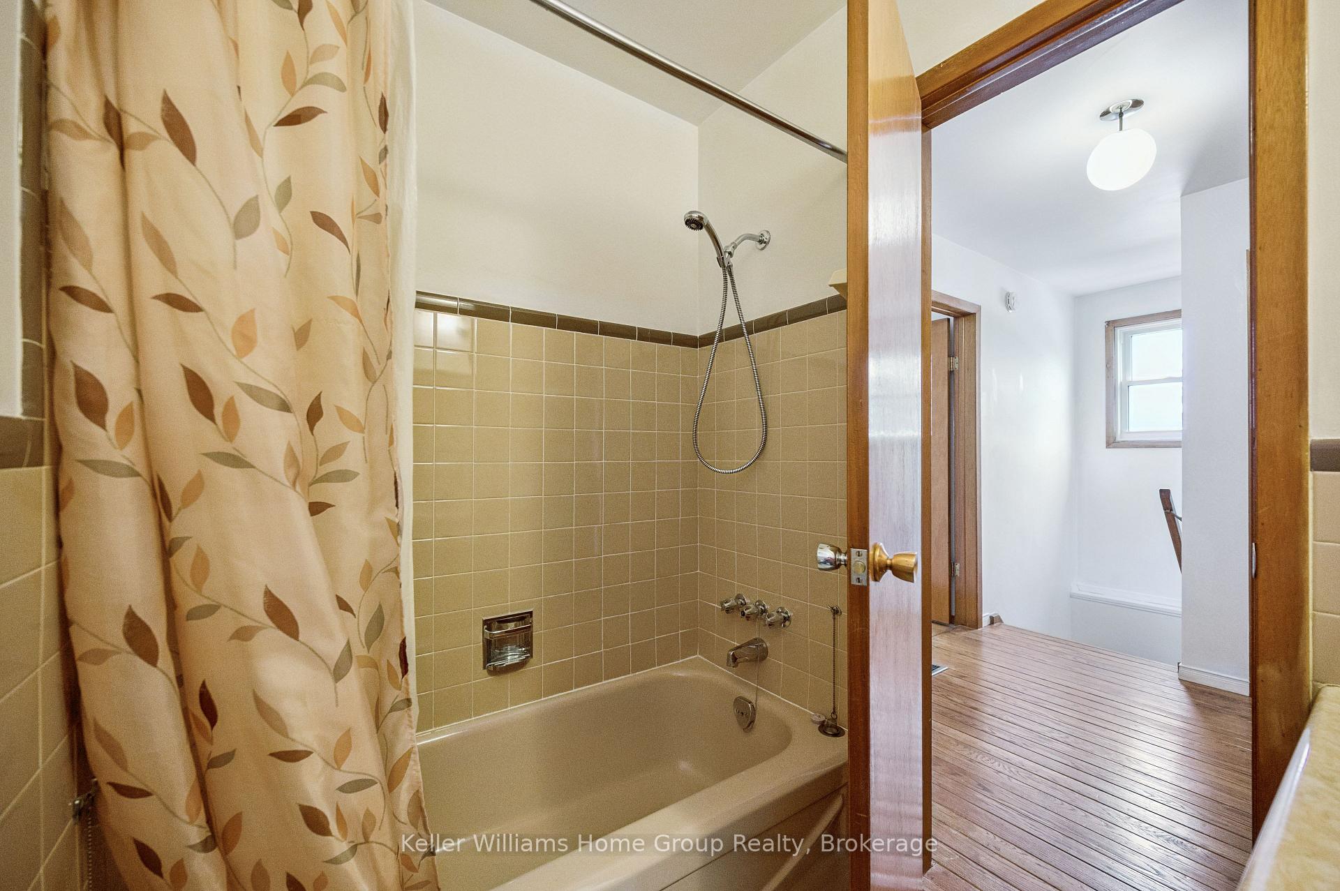 Photo 28 of 46 Montana Road, Guelph, Victoria North — HOMEH