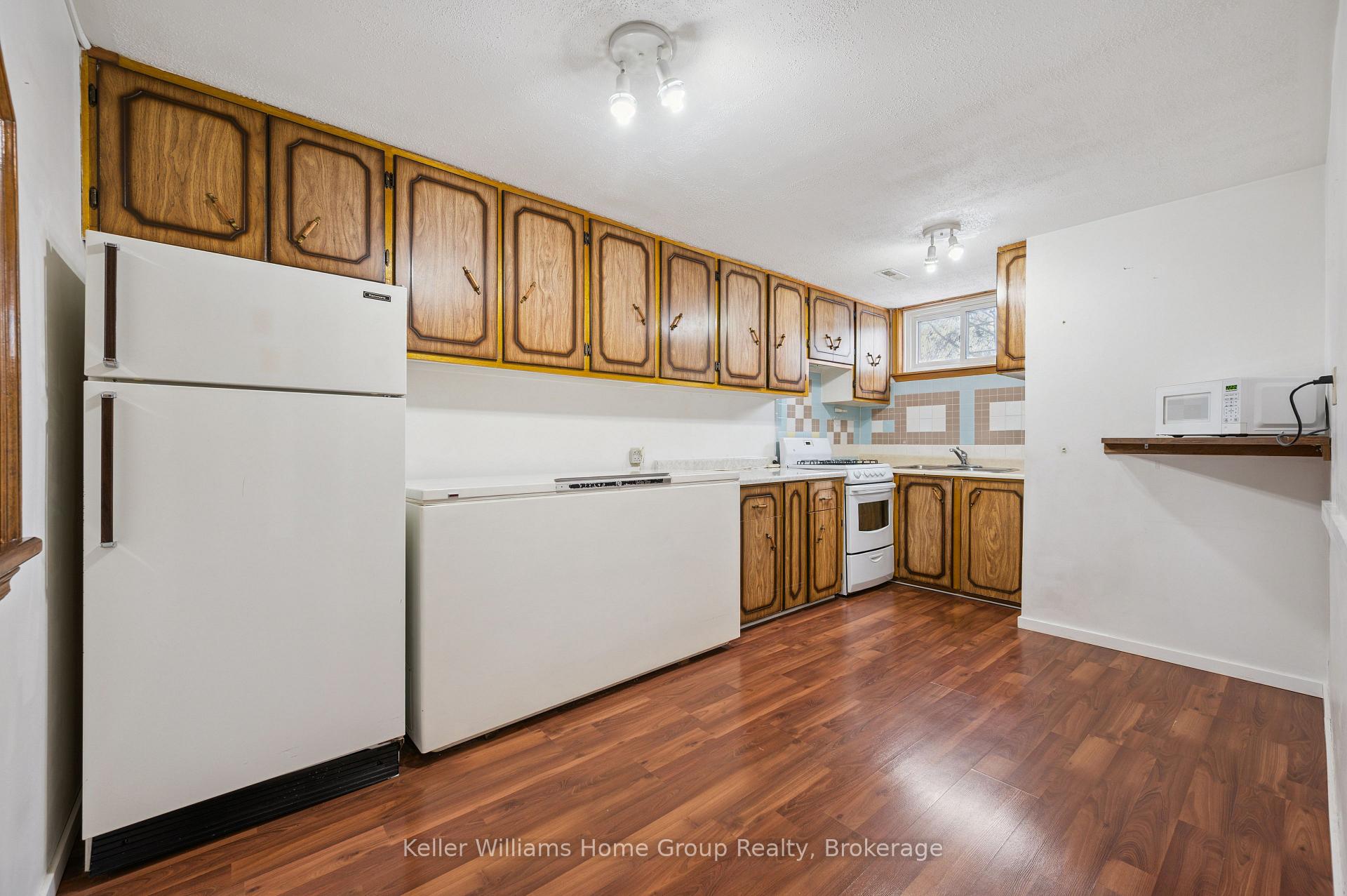 Photo 32 of 46 Montana Road, Guelph, Victoria North — HOMEH