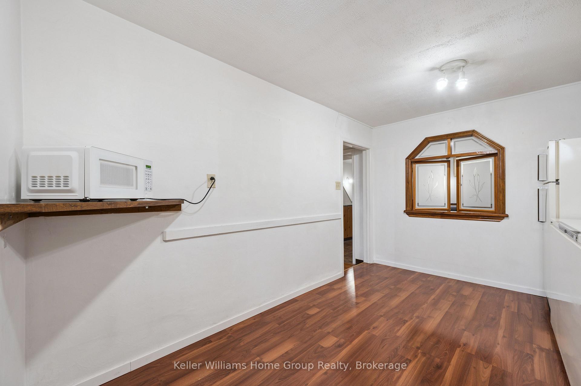 Photo 33 of 46 Montana Road, Guelph, Victoria North — HOMEH