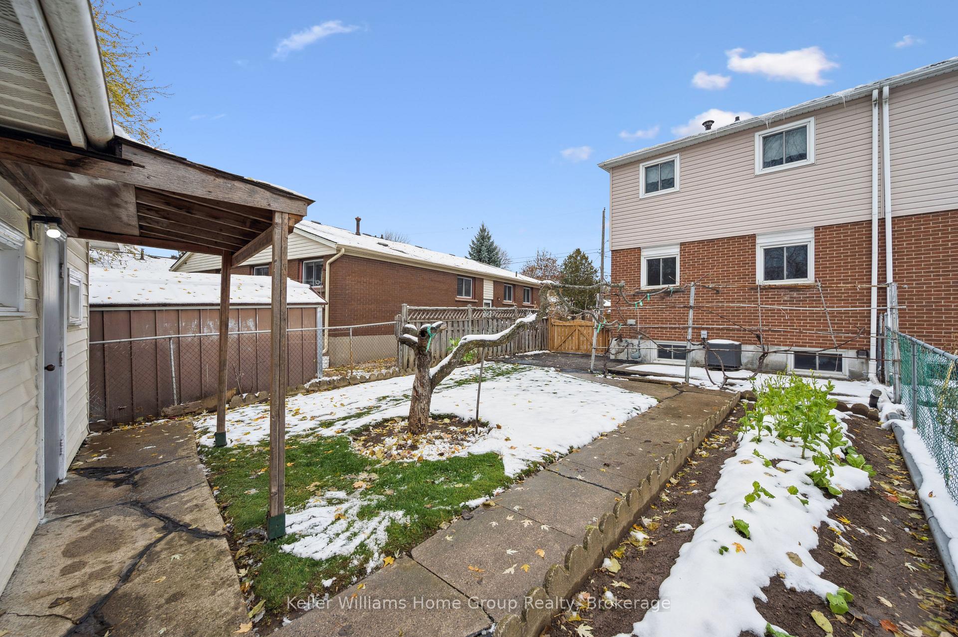 Photo 39 of 46 Montana Road, Guelph, Victoria North — HOMEH