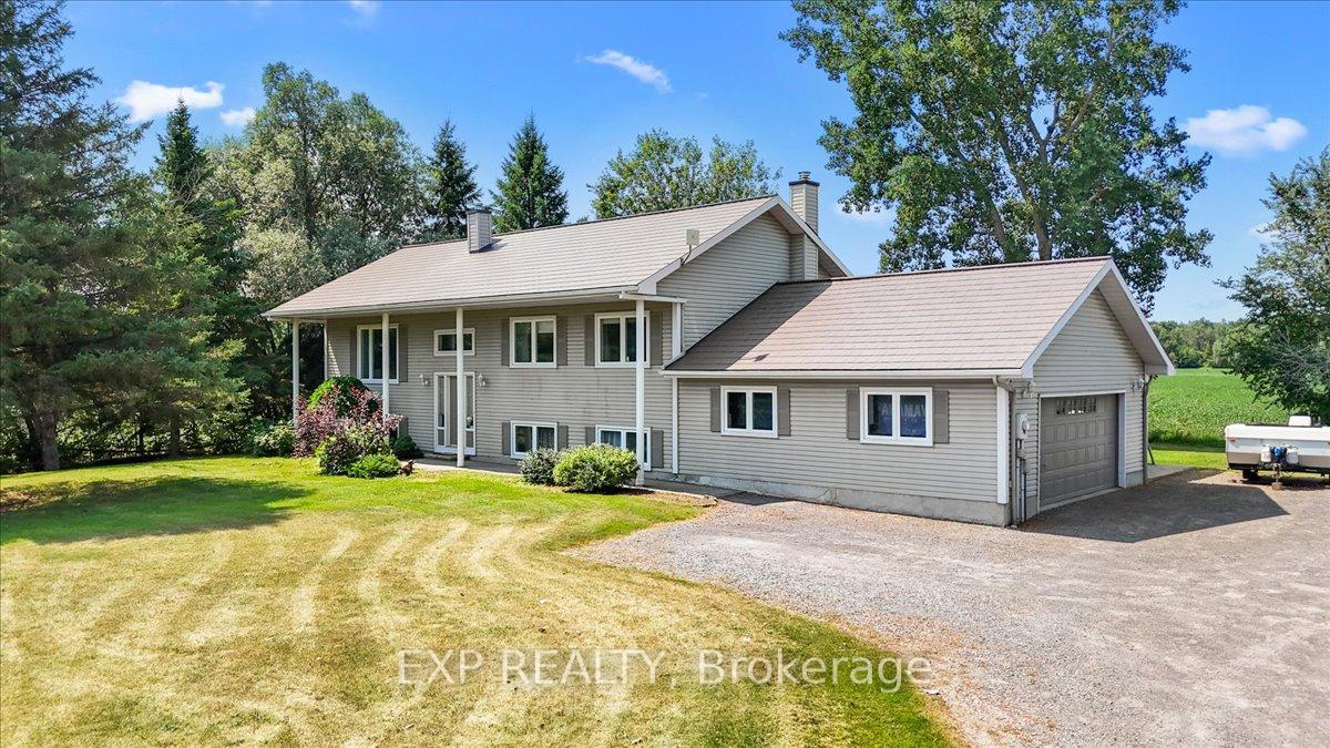 Photo 3 of 1564 Ninth Line Road, Ottawa, Osgoode Twp North of Reg Rd 6 — HOMEH