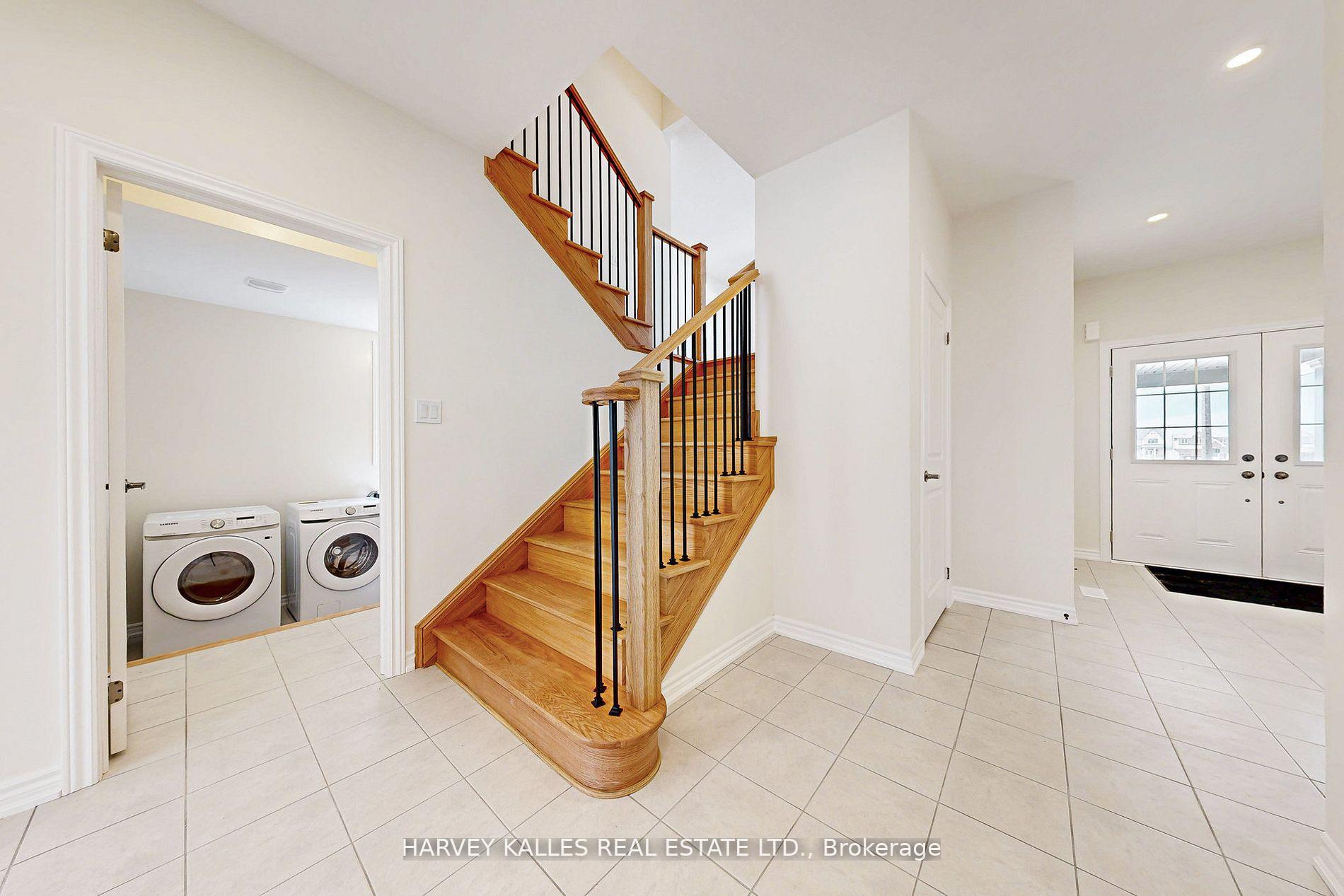 Photo 15 of 53 Lawrence D. Pridham Avenue, New Tecumseth, Alliston — HOMEH