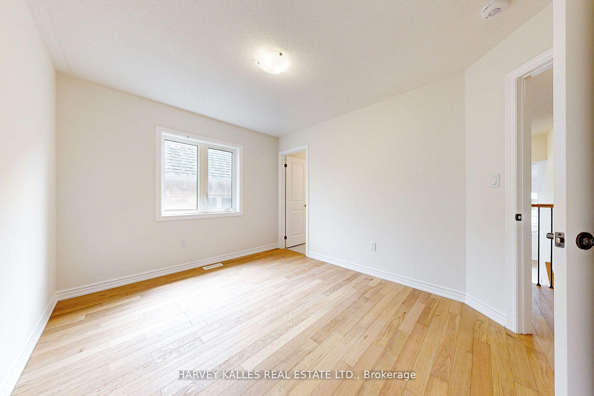Photo 37 of 53 Lawrence D. Pridham Avenue, New Tecumseth, Alliston — HOMEH