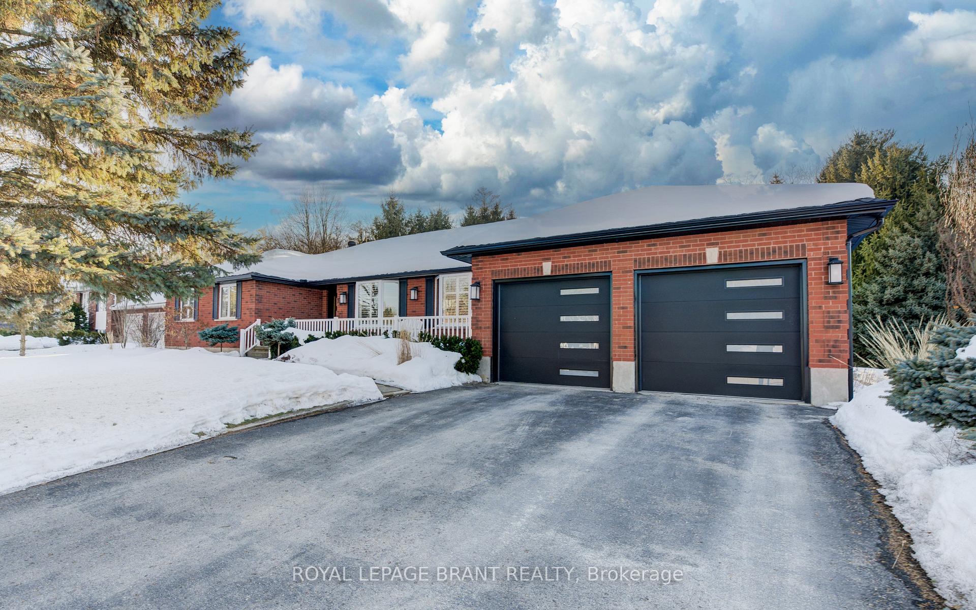 Photo 39 of 10 Oakwood Drive, North Dumfries — HOMEH