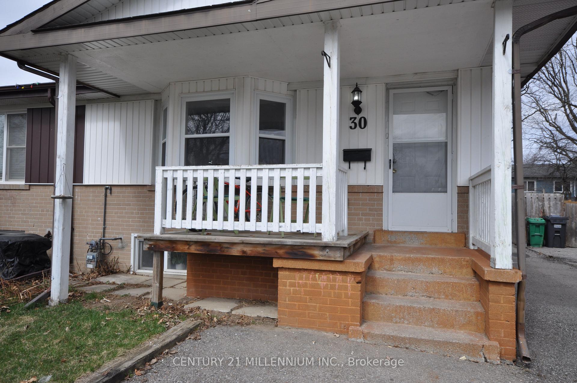 Photo 1 of 30 Corby Crescent, Brampton, Brampton South — HOMEH
