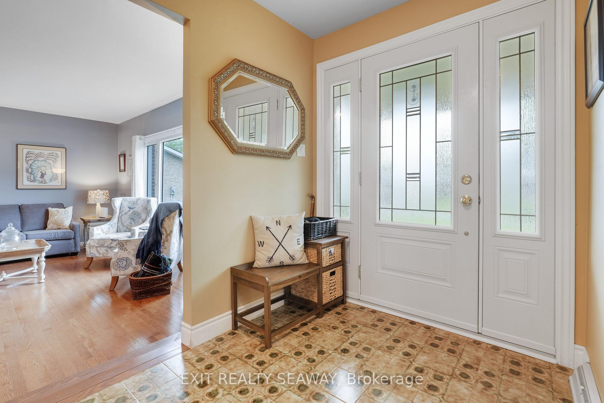 Photo 4 of 1620 Charles Street, Cornwall — HOMEH